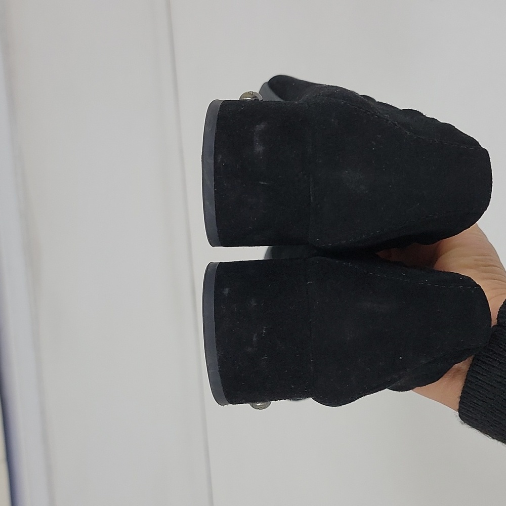 UGG Australia BLACK SUEDE FIFI RUFFLE BLOCK HEELS SHOES WOMEN'S 1092281 - Picture 4 of 9
